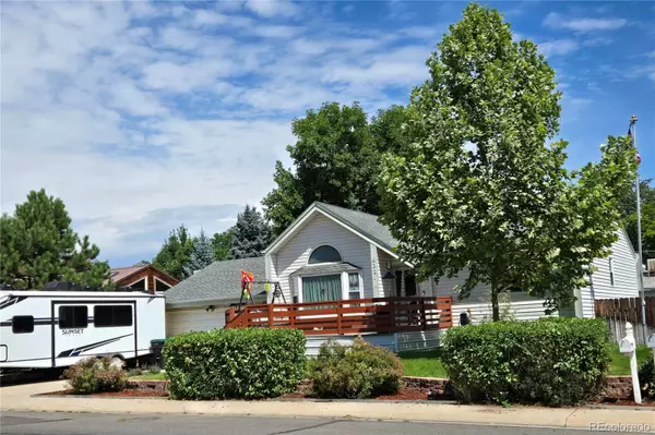 8321 W Evans AVE, Lakewood, CO 80227