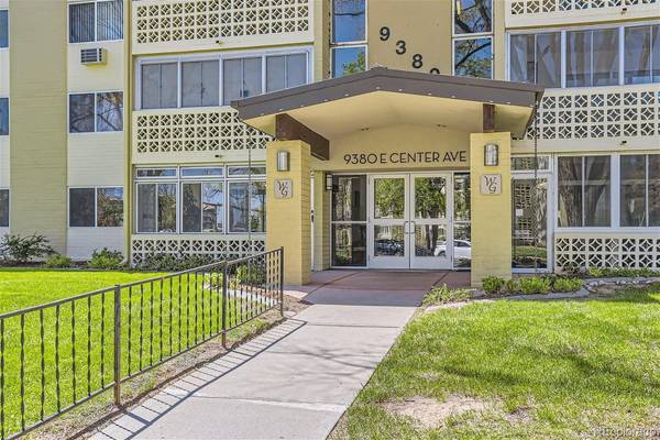 9380 E Center AVE #11B, Denver, CO 80247