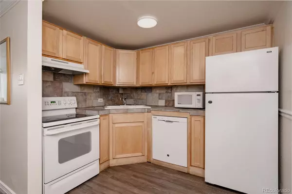 Denver, CO 80218,1390 N Emerson ST #105