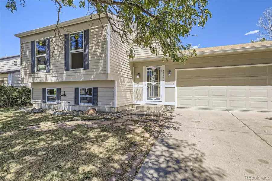 20695 E Coolidge PL, Aurora, CO 80011