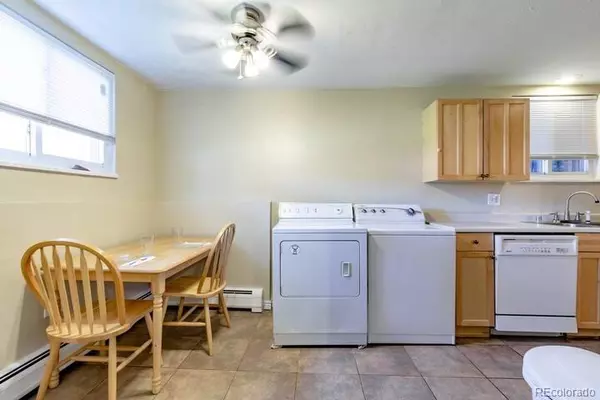 Denver, CO 80222,5401 E Warren AVE #105