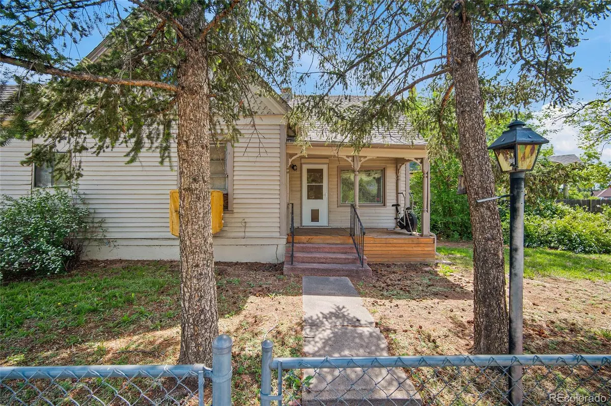 Colorado Springs, CO 80905,117 S Limit ST