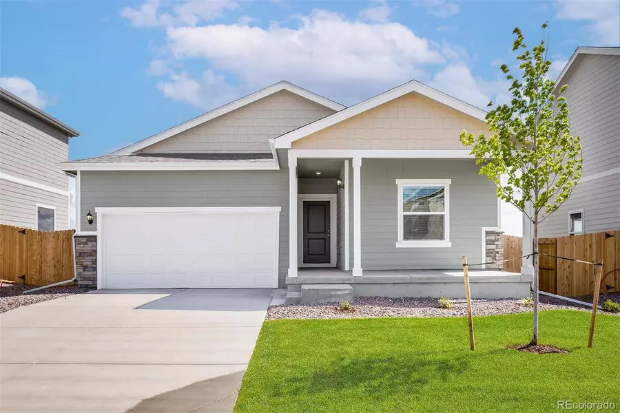 48265 Shetland DR, Bennett, CO 80102
