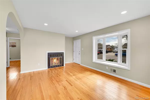 Denver, CO 80221,6990 Larsh DR