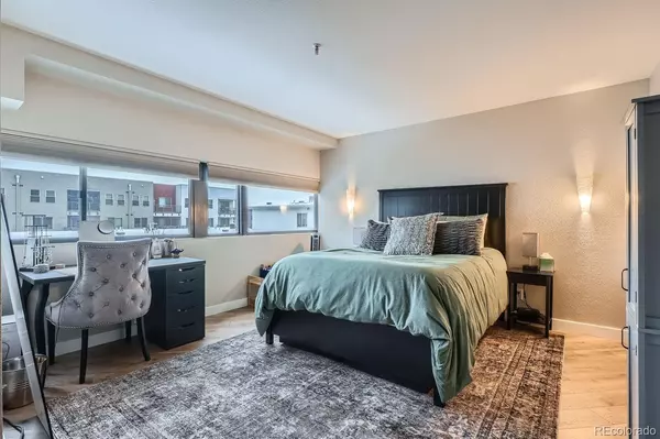 Denver, CO 80205,100 Park AVE #201