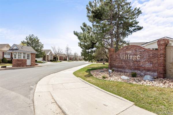 8991 Greenspointe LN, Highlands Ranch, CO 80130