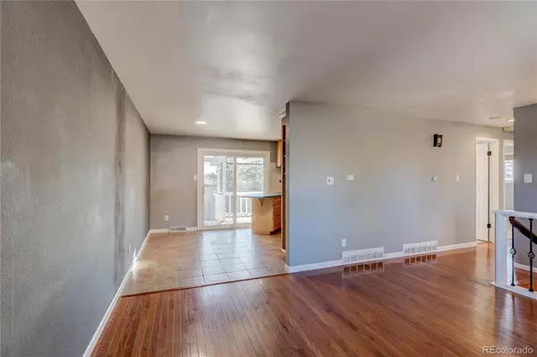 Arvada, CO 80003,4904 W 61st DR