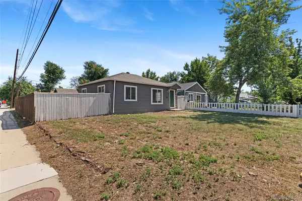 Aurora, CO 80010,1390 Alton ST