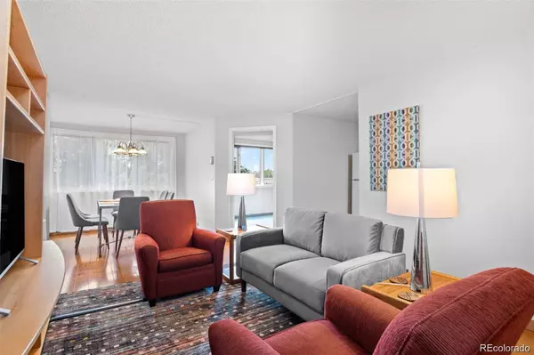 Denver, CO 80210,2225 E Buchtel BLVD #307