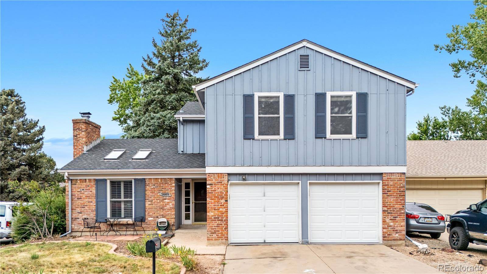 2889 S Newark PL, Aurora, CO 80014