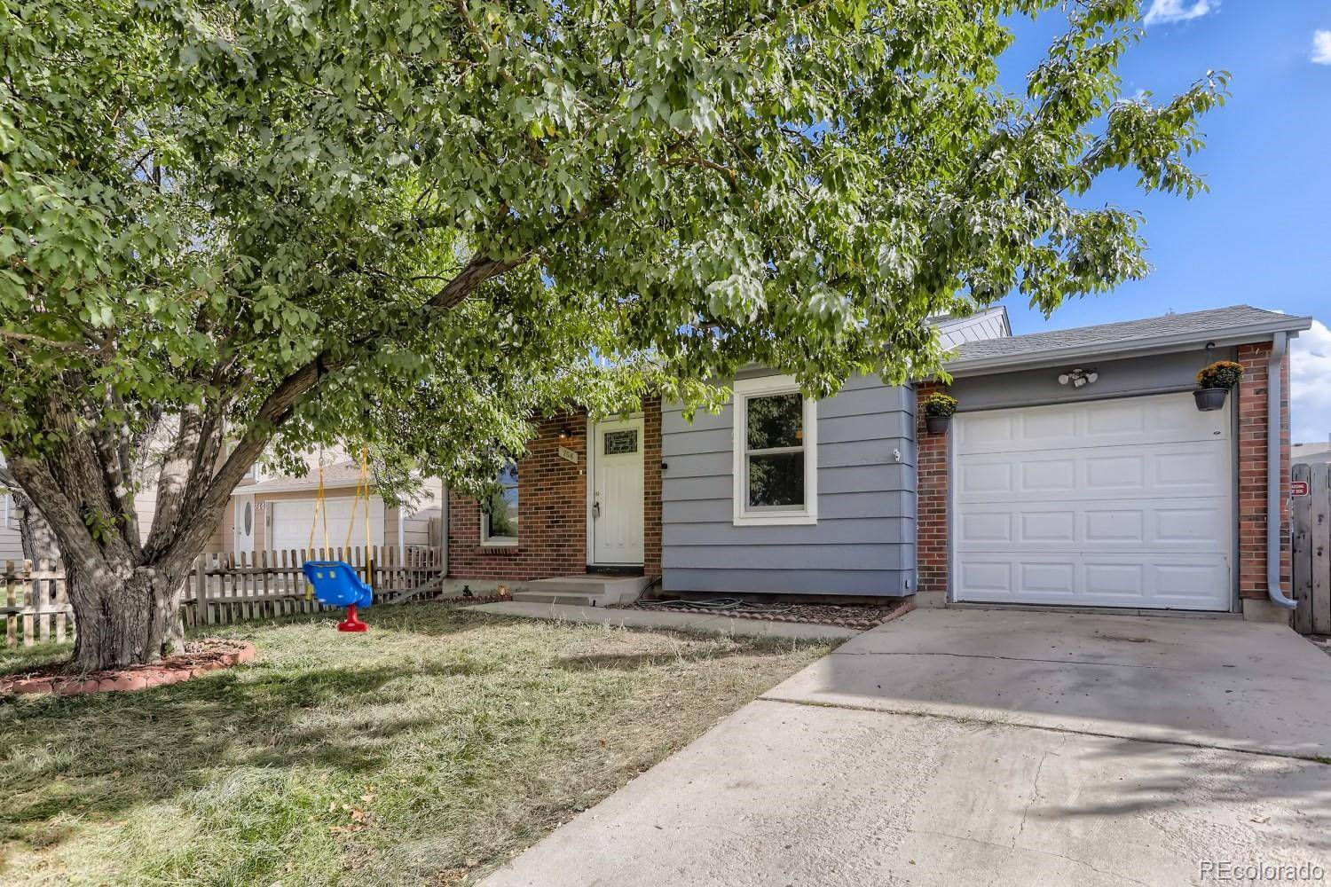 764 Madison WAY, Bennett, CO 80102