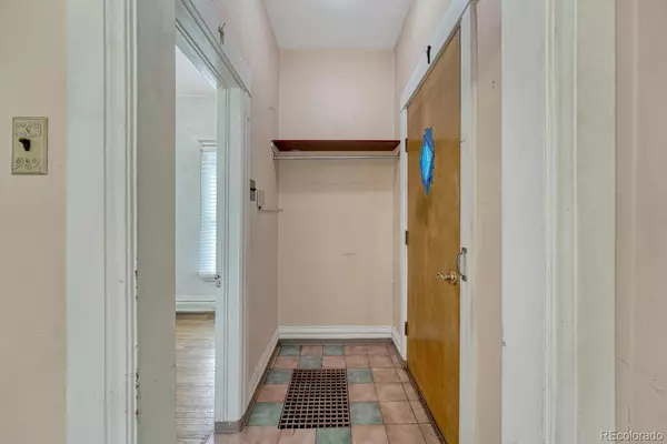 Denver, CO 80211,2421 W 38th AVE