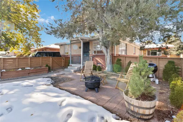 Denver, CO 80207,3395 Grape ST