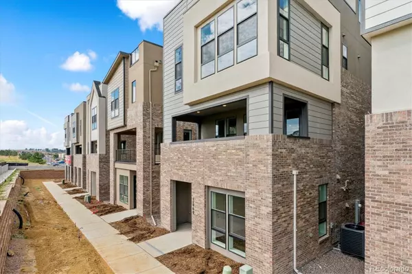 11469 E Briarwood CIR, Centennial, CO 80112