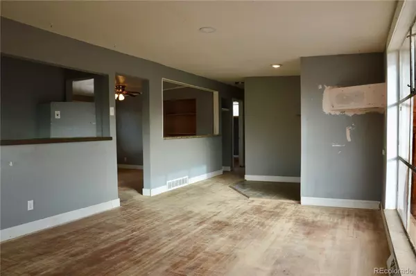 Lakewood, CO 80232,1349 S Chase CT