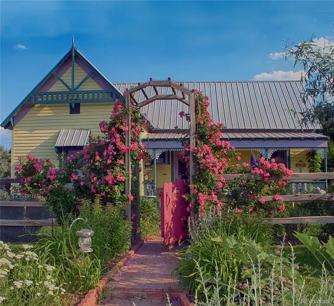 134 E Virginia ST, La Veta, CO 81055
