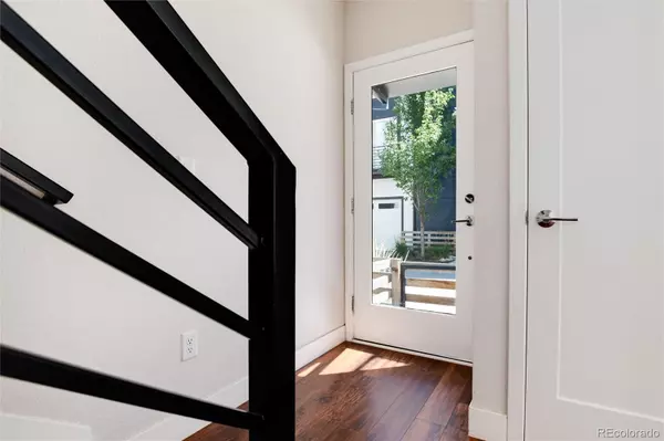 Lakewood, CO 80214,5570 W 10th PL