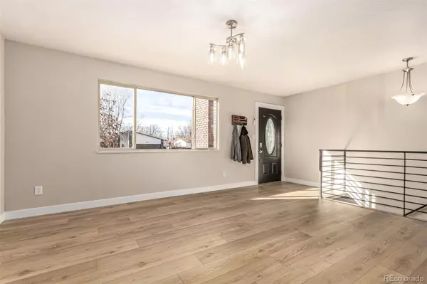 Longmont, CO 80504,1430 Mount Evans DR