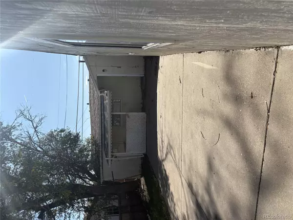 Denver, CO 80219,3228 W Virginia AVE