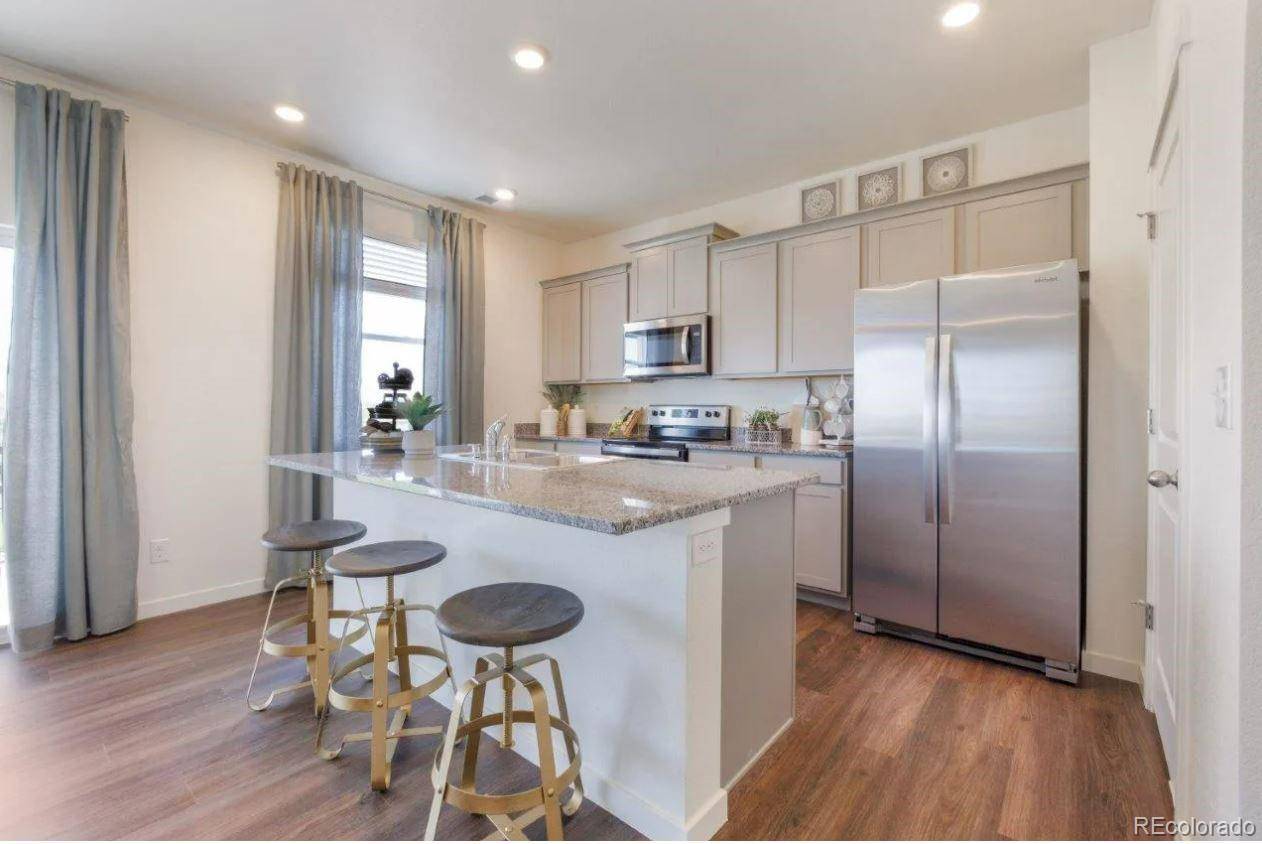 Mead, CO 80504,4204 Sandstone DR