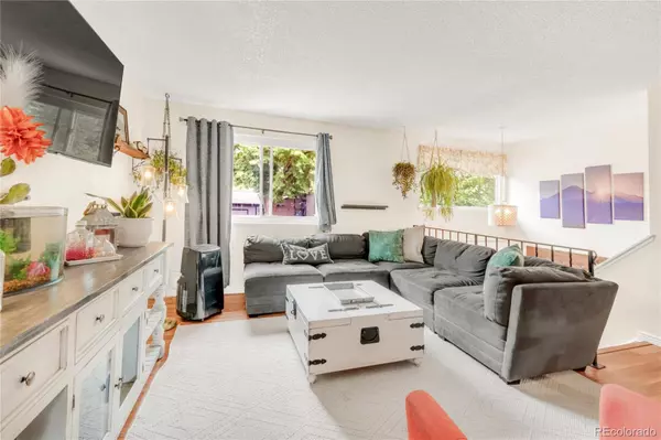 Golden, CO 80403,18990 W 60th PL