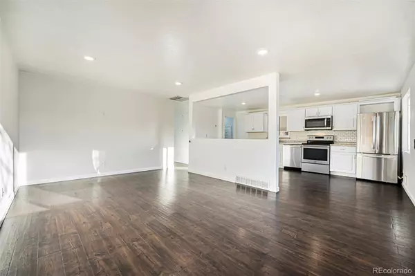Denver, CO 80219,164 Winona CT