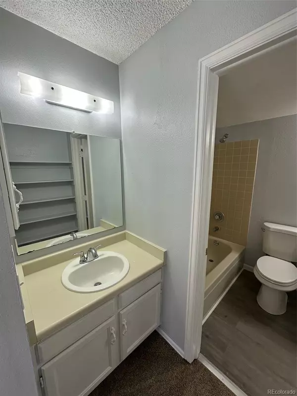 Aurora, CO 80017,16001 E Alaska PL #1