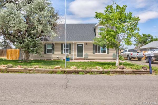 570 S Owens CIR, Byers, CO 80103