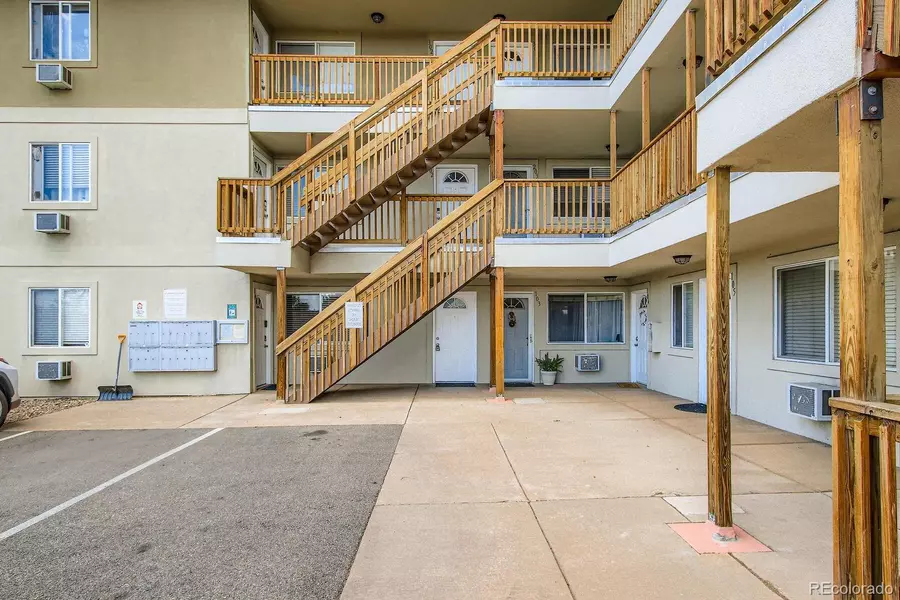 5402 Carr ST #102, Arvada, CO 80002
