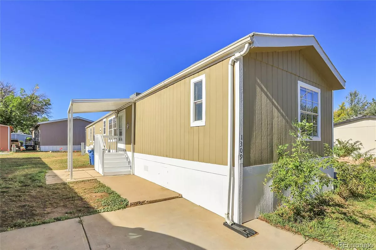 Denver, CO 80234,2885 E Midway BLVD