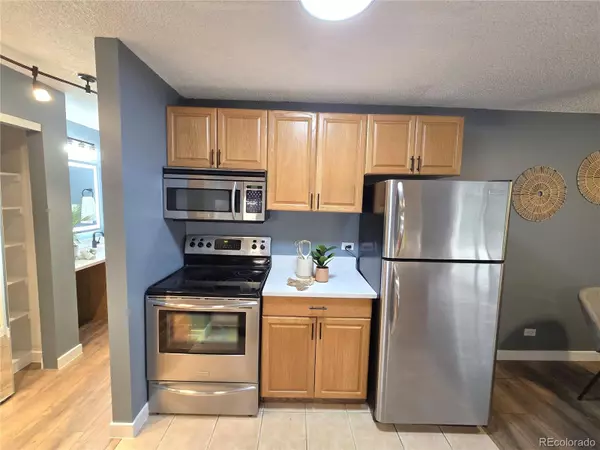 Denver, CO 80222,2375 S Linden CT #310