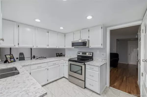 5928 S Willow WAY, Greenwood Village, CO 80111