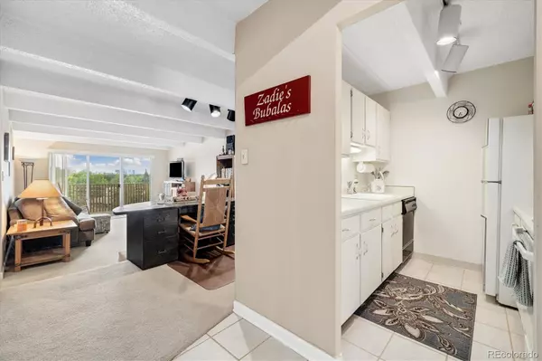 Denver, CO 80231,8060 E Girard AVE #614
