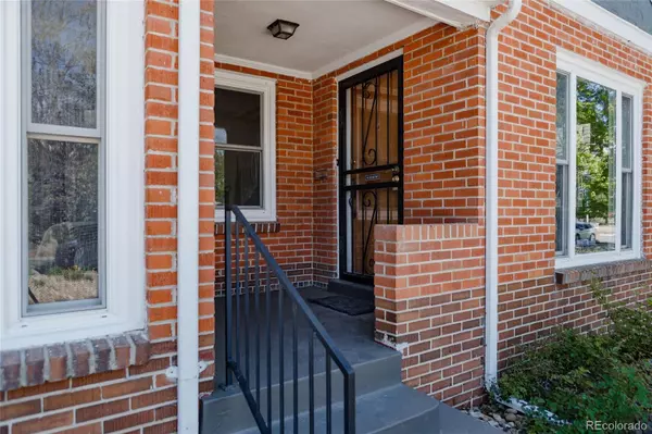 Denver, CO 80207,3055 Clermont ST