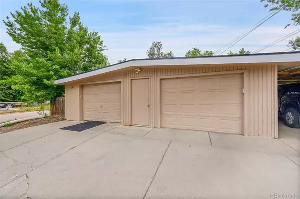 Aurora, CO 80010,1164 Dallas ST