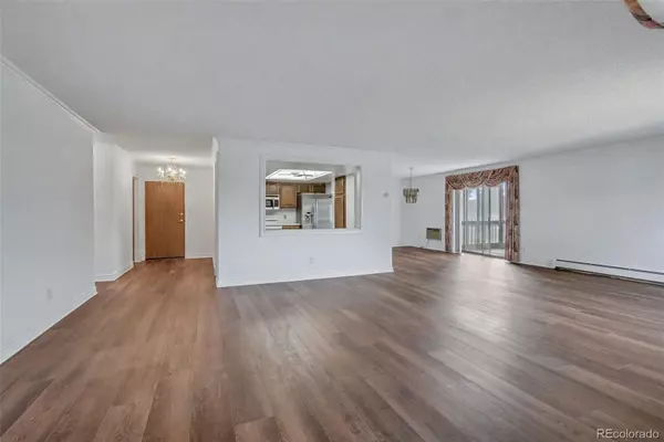 Aurora, CO 80014,14390 E Marina DR #302