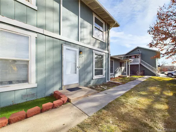 2115 Coronado Pkyn #B, Denver, CO 80229