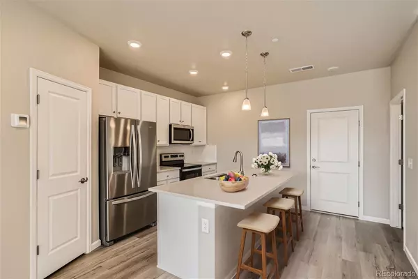 6810 Merseyside LN #170, Castle Pines, CO 80108