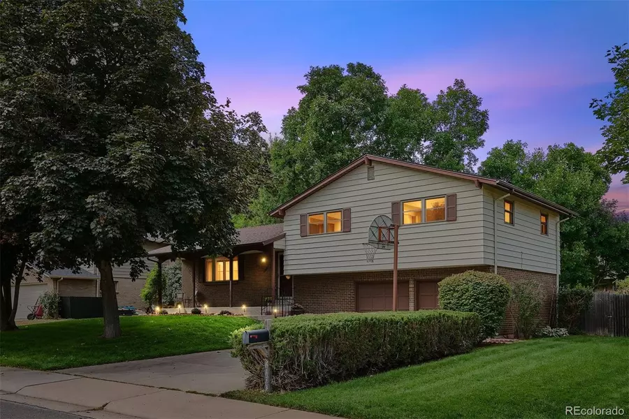 2173 S Field ST, Lakewood, CO 80227