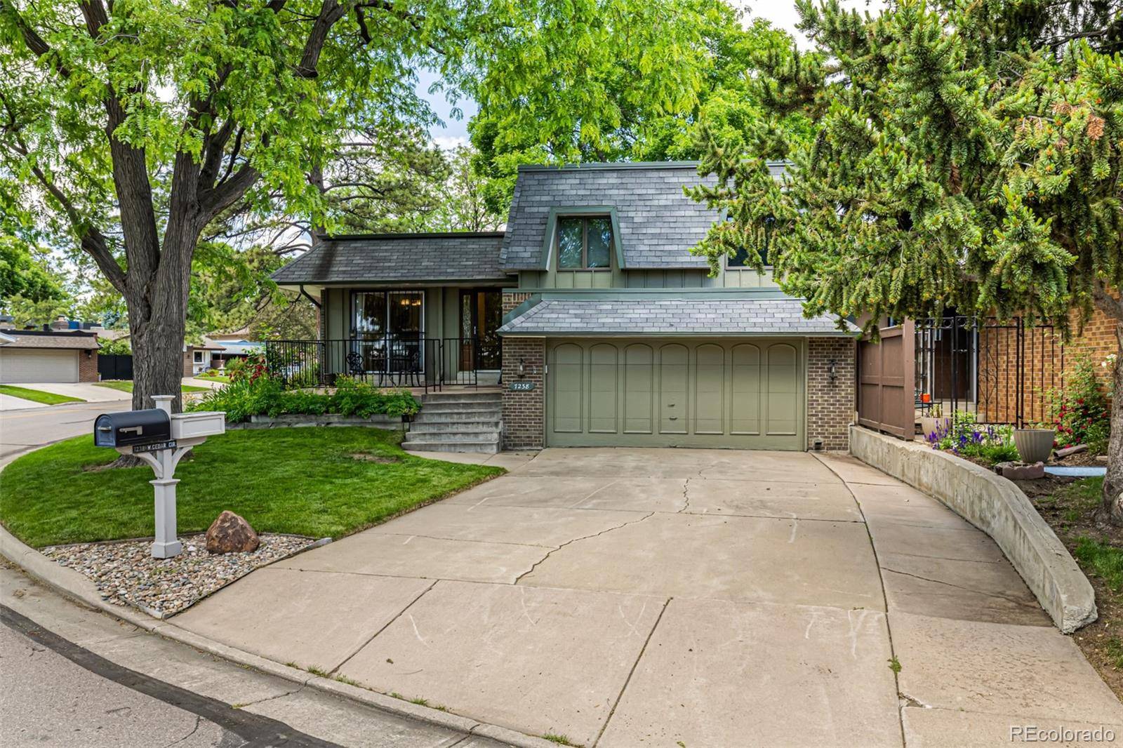 7238 W Cedar CIR, Lakewood, CO 80226