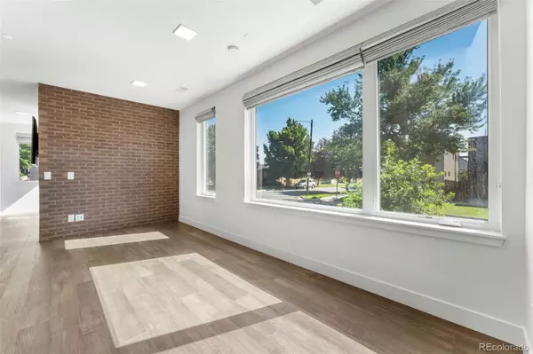 Denver, CO 80211,3695 Mariposa ST