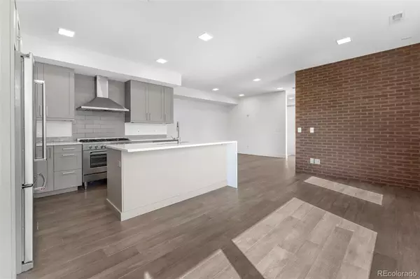 Denver, CO 80211,3695 Mariposa ST