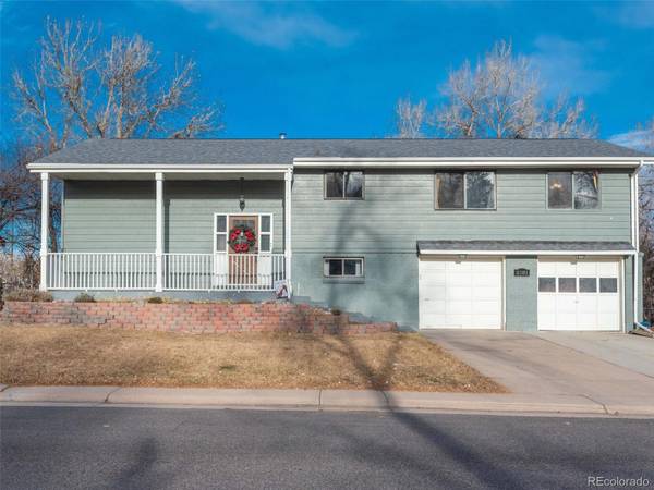 2101 E Panama DR, Centennial, CO 80121