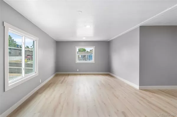 Thornton, CO 80260,2100 W 100th AVE