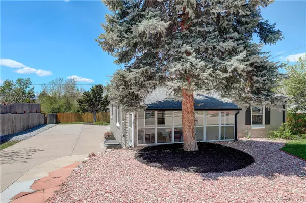 4055 S Huron ST, Englewood, CO 80110