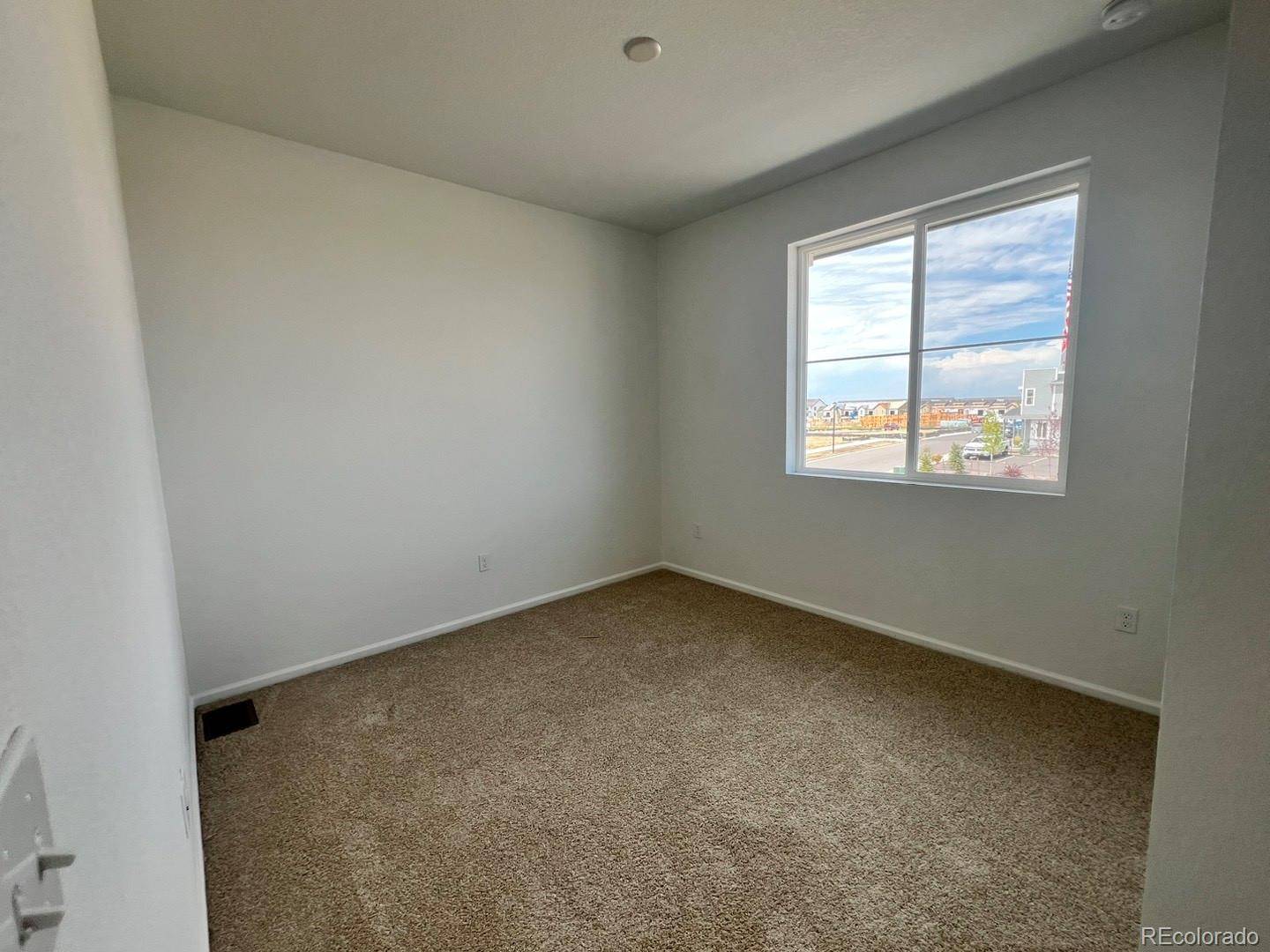 Aurora, CO 80015,22804 E Tufts AVE #B
