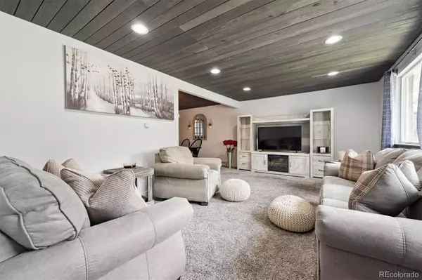 Arvada, CO 80004,6455 Field ST
