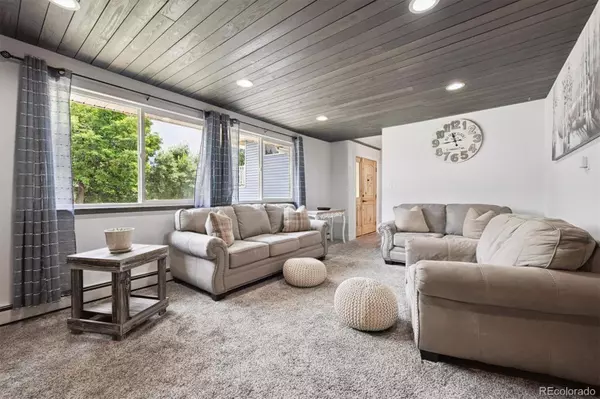 Arvada, CO 80004,6455 Field ST