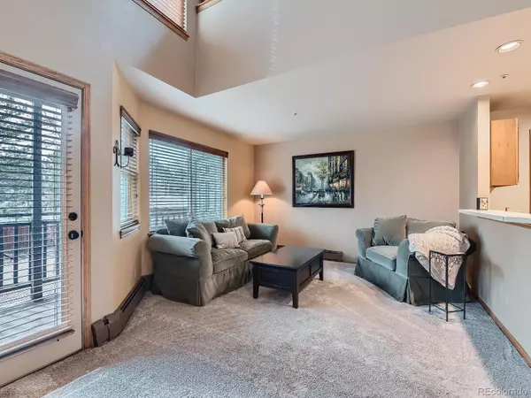 Boulder, CO 80303,4990 Meredith WAY #212