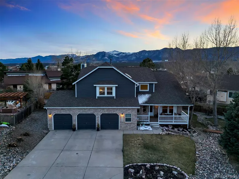 215 Scottsdale DR, Colorado Springs, CO 80921